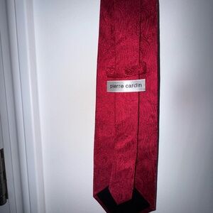 Pierre Cardin Red Paisley Tie